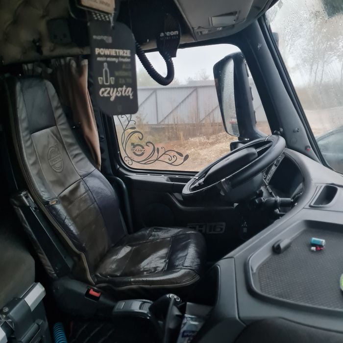 Volvo FH16 700 Forestier cu macara Loglift