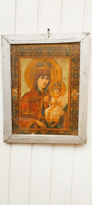 Icoane vechi pe hârtie