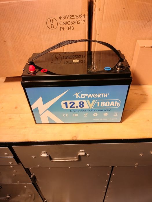 Батерия Lifepo4 12V  180 AH !!!