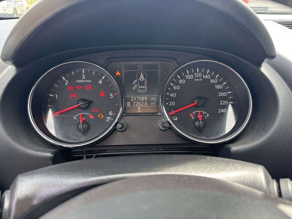 Nissan Qashqai 4x2 panoramic