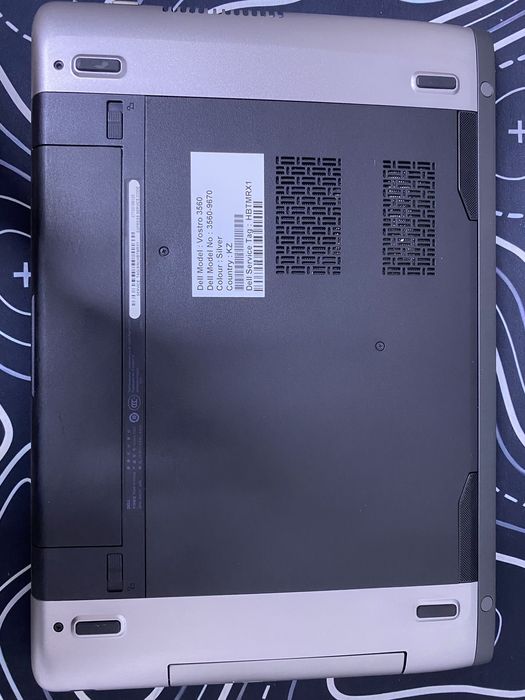 Ноутбук Dell Vostro 3560