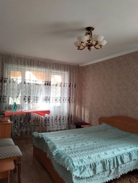 Продам трехкомнатную квартиру