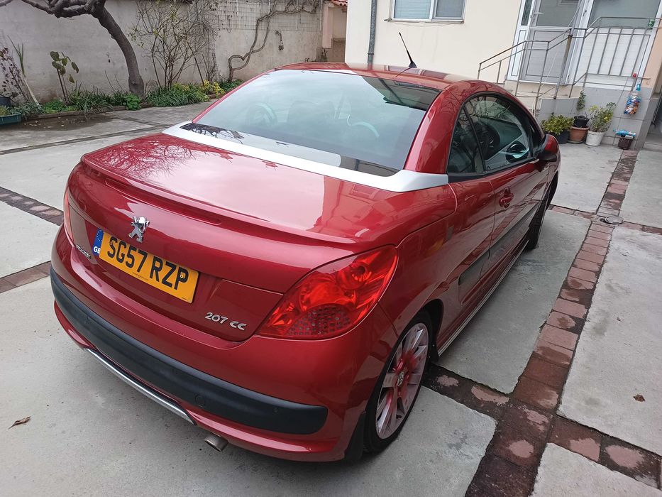 Peugeot 207cc GT coupe