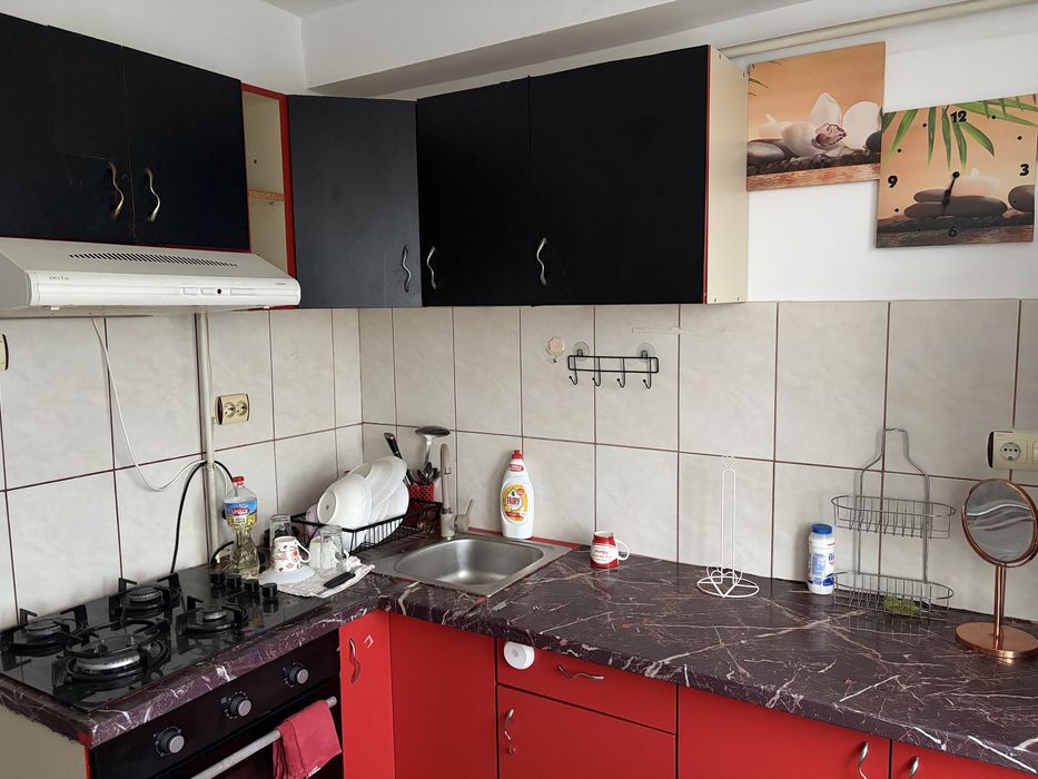 Apartament 2 camere, centru, variante cu auto
