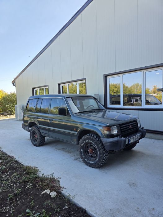 Джип Mitsubishi Pajero