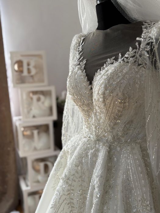 Rochie de mireasă voal cadou .