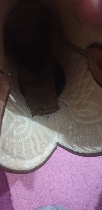 Продам кожаные казачки