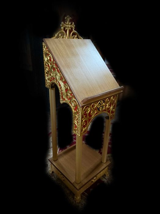 Tetrapod, iconostas, inchinator