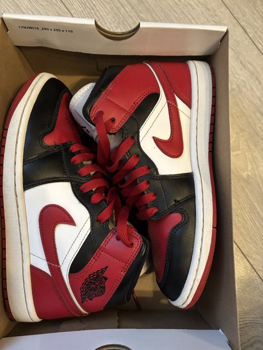 Jordan 1 mid marimea 38 originali