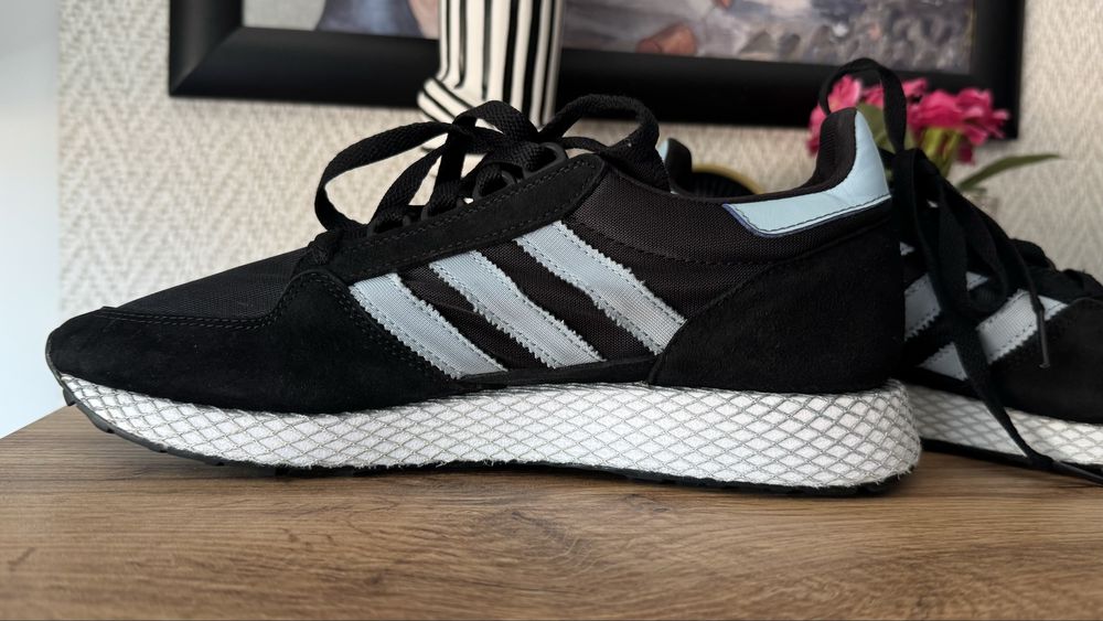 Дамски маратонки Adidas номер 39