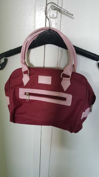 Vând genți, poşete diferite modele