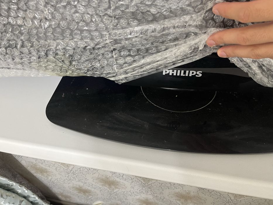Телевизор Philips, полностью рабочий