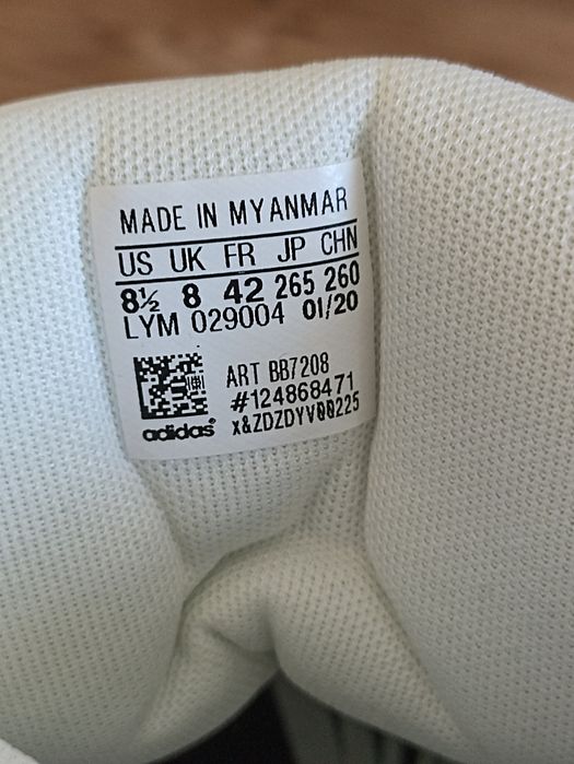 Adidas hoops 2.0 MID