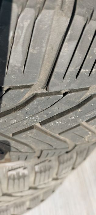 Джанти метални BMW r15. 5 х 120, Зимни гуми 195 65 15 Michelin dot2821