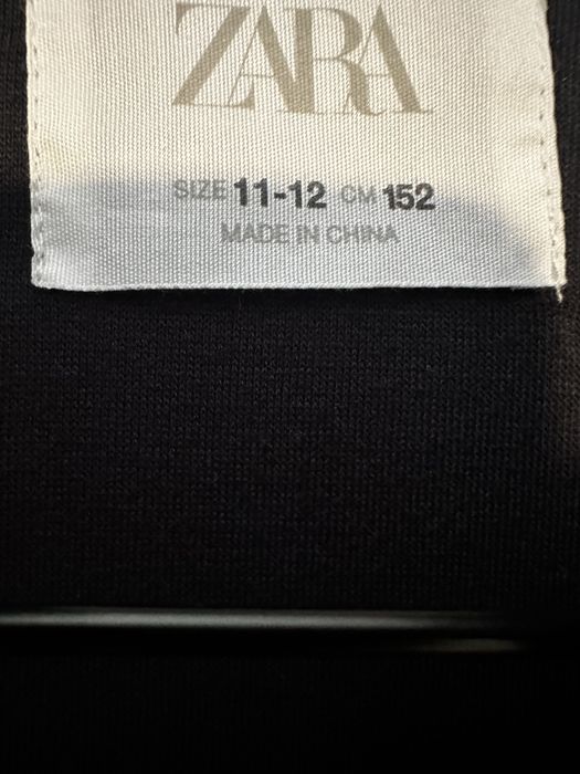 Продам куртки Zara для подростка