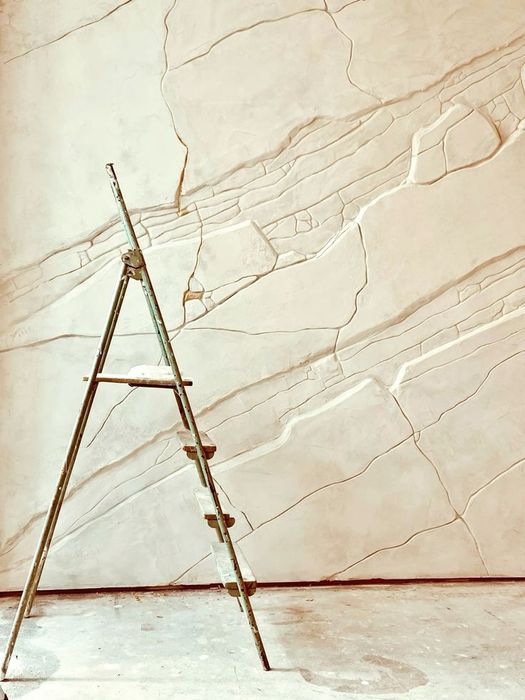 Барельеф, имитация скалы