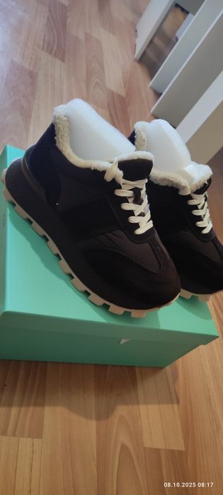 Кросовки зима 36 р.