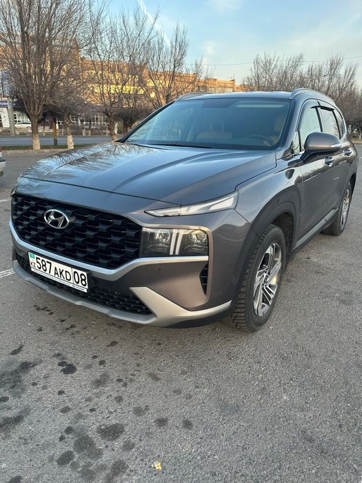 Автомобиль Хюндай Санта Фе