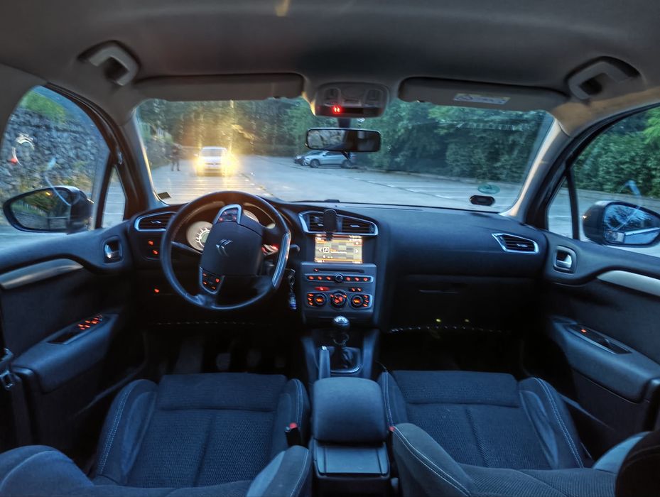 CITROËN C4 2018 — imagine 4