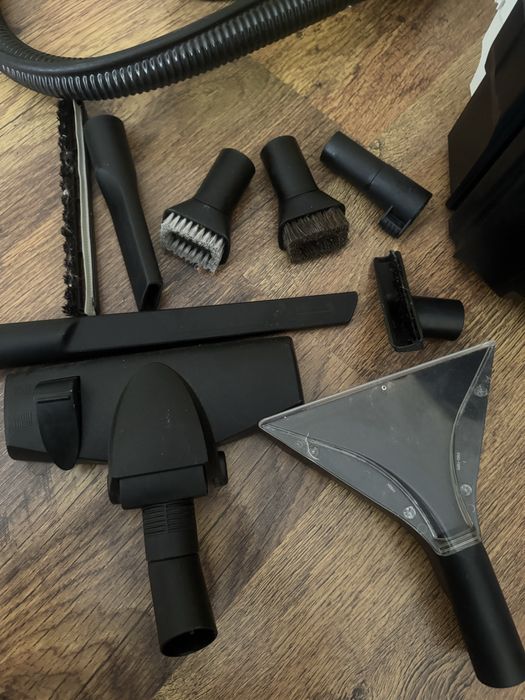 Перяща прахусмокачка Karcher se 6.100