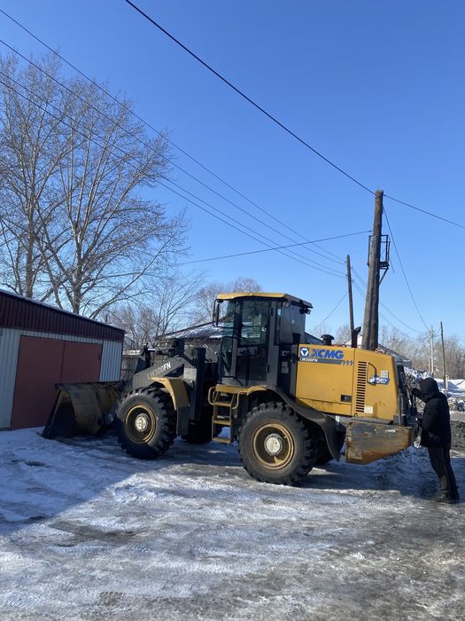 Услуги погрузчика 2 куб