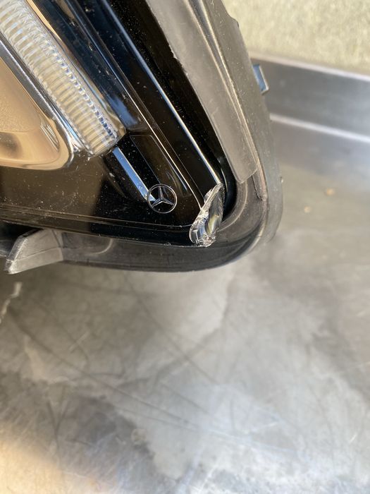 Far dreapta full led Mercedes Benz GLA W156 cu defect