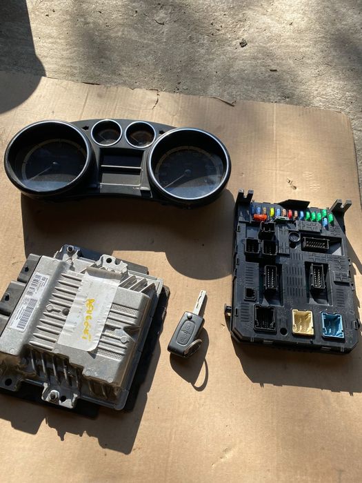 Kit pornire Peugeot 308 ,1.6 HDI(2011)