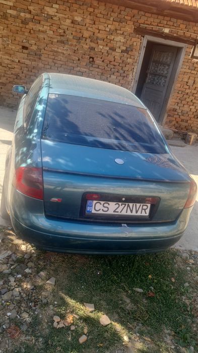 Masina merge bine Audi a6 c5