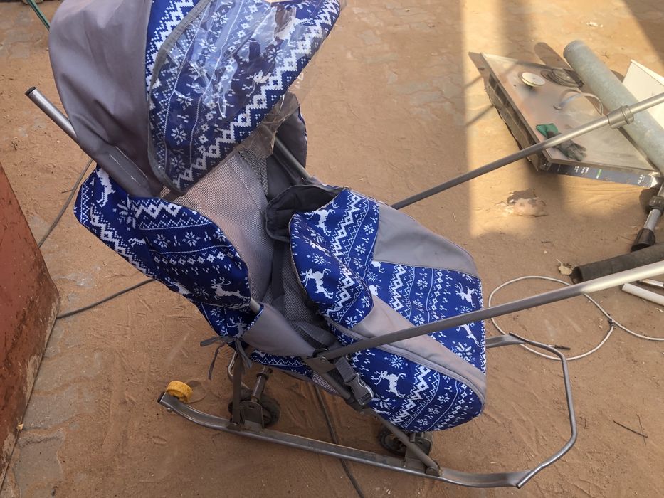 Продам сани утепленные