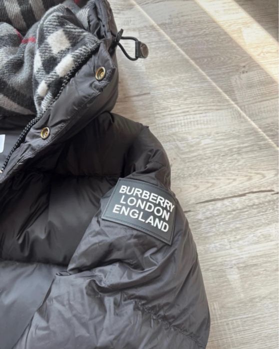 Geaca Burberry (S,M,L,XL)