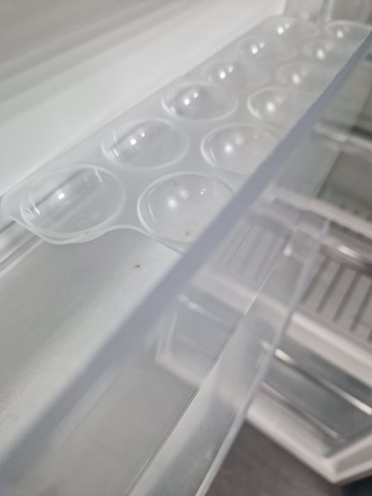 Хладилник с фризер Electrolux A++ No Frost