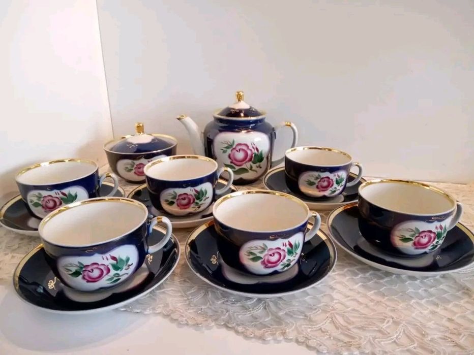 Руски порцелан. Сервиз за чай