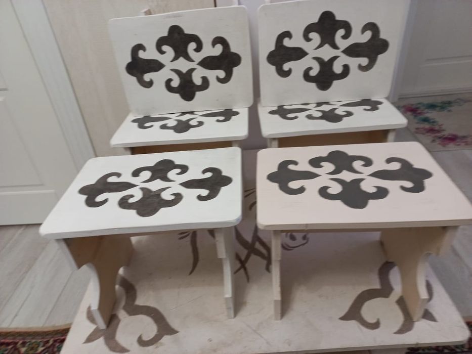 Столы круглые и прямоугольные