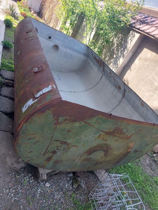 Цистерна толстостенная