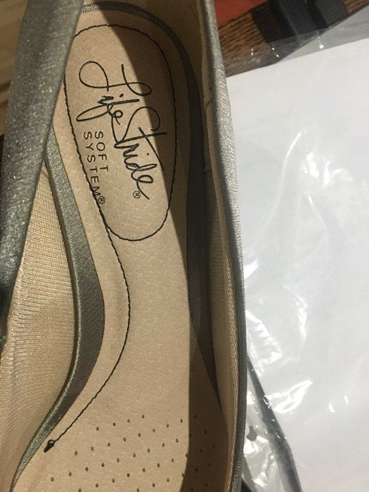 Продаются новые нарядные и удобные туфли фирмы LifeStride из США