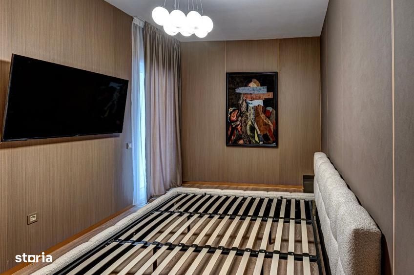 Apartament de vanzare 2 camere, balcon, etaj intermediar, Eroilor