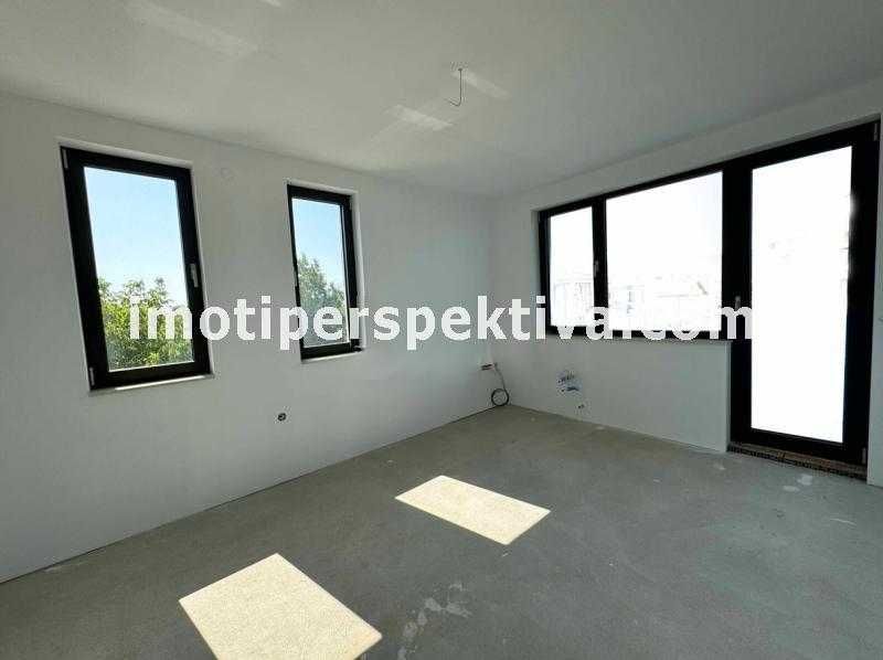 реф.12349 Нова, самостоятелна двуетажна къща, Остромила!