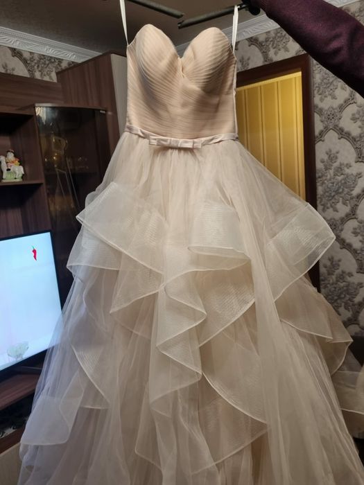 Продаю свадебное платье