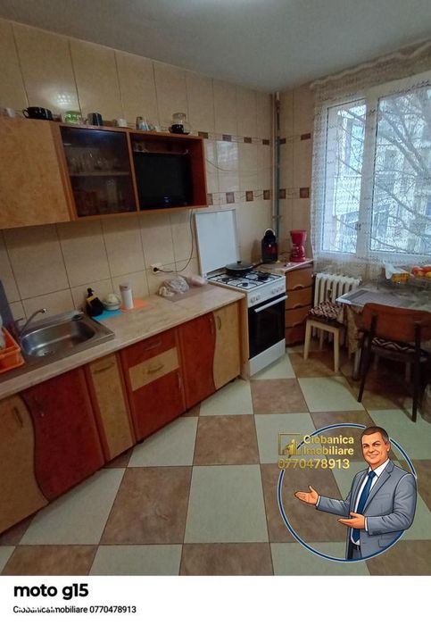 Apartament 3 Camere, zona Orșova, Militari