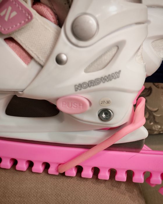 Коньки детские(девочк.) 3-5лет.