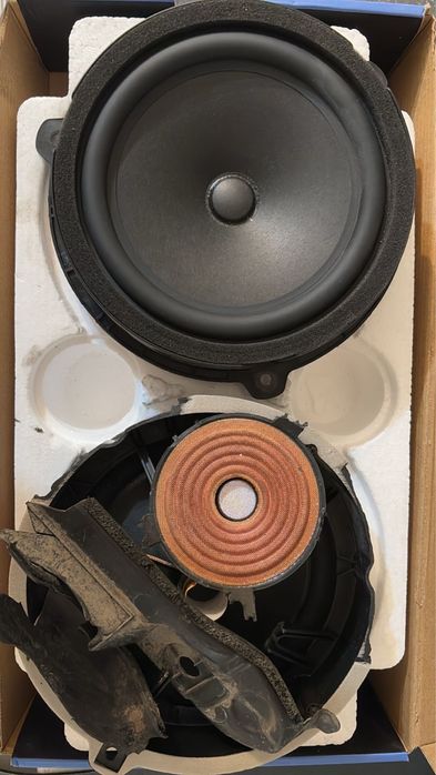 колонка для машины