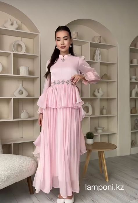 Продам платья новый