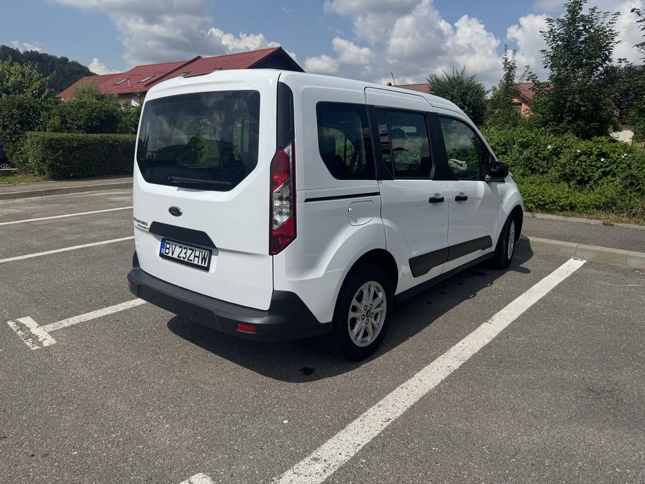 FORD Tourneo Connect 2019 — imagine 3