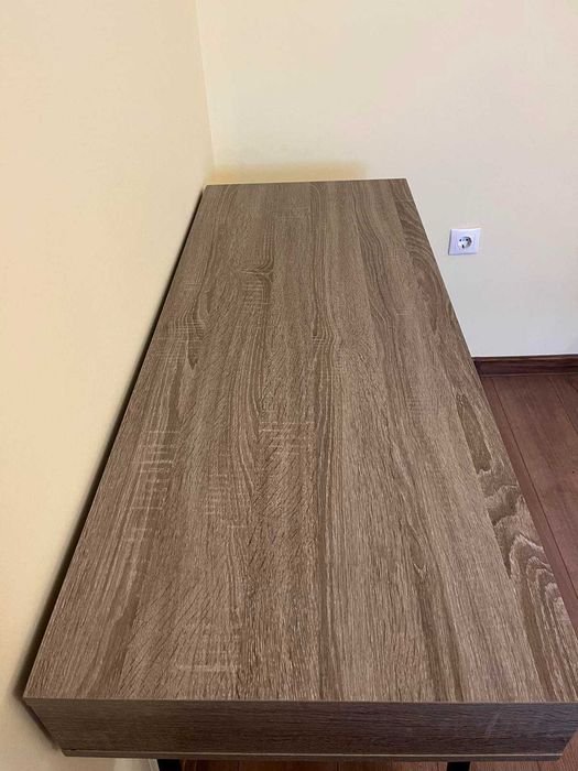 Бюро - цвят светъл дъб/черно