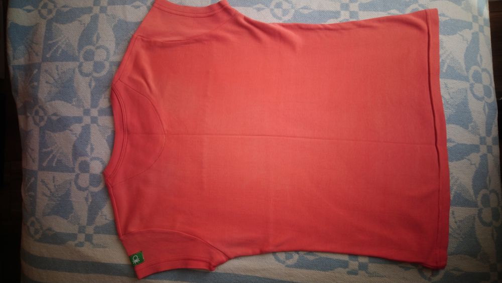 ДвеБлузи"БЕНЕТОН"-Оригинални.сИнтересни,УникалниЦветове,Красиви!Отл.С.