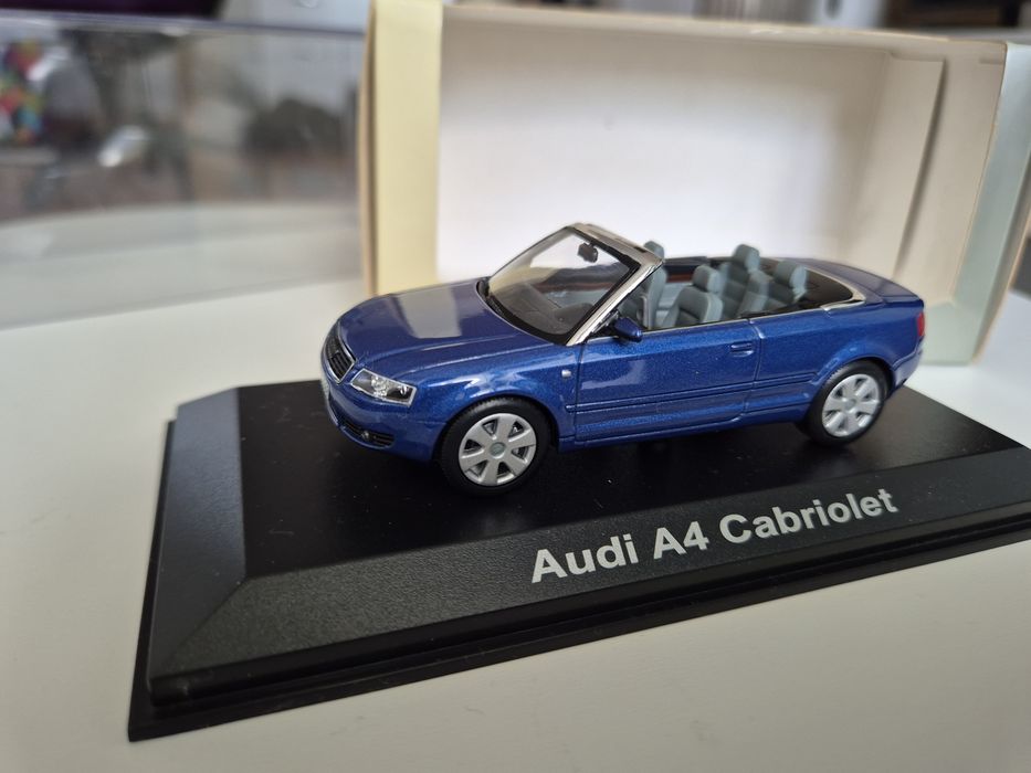 Macheta Audi A4 Cabriolet 1:43 NOREV