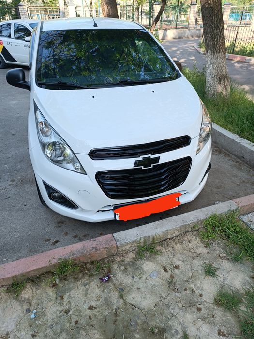 Спарк   сотилади автомат 2 евро