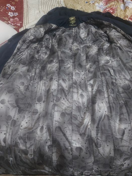 Продам женское зимнее пальто.