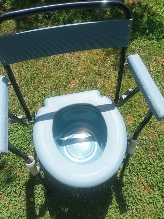 Scaun wc pliabil mobil