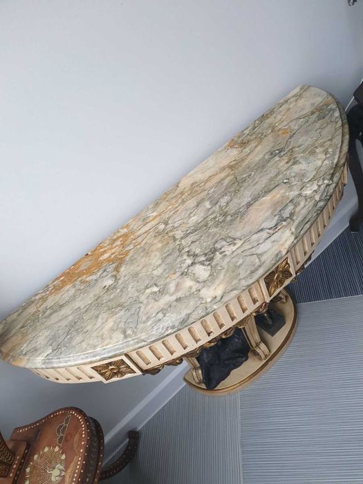 Барокова тоалетка/конзолна масичка/маса с огледало-мрамор-дърворезба